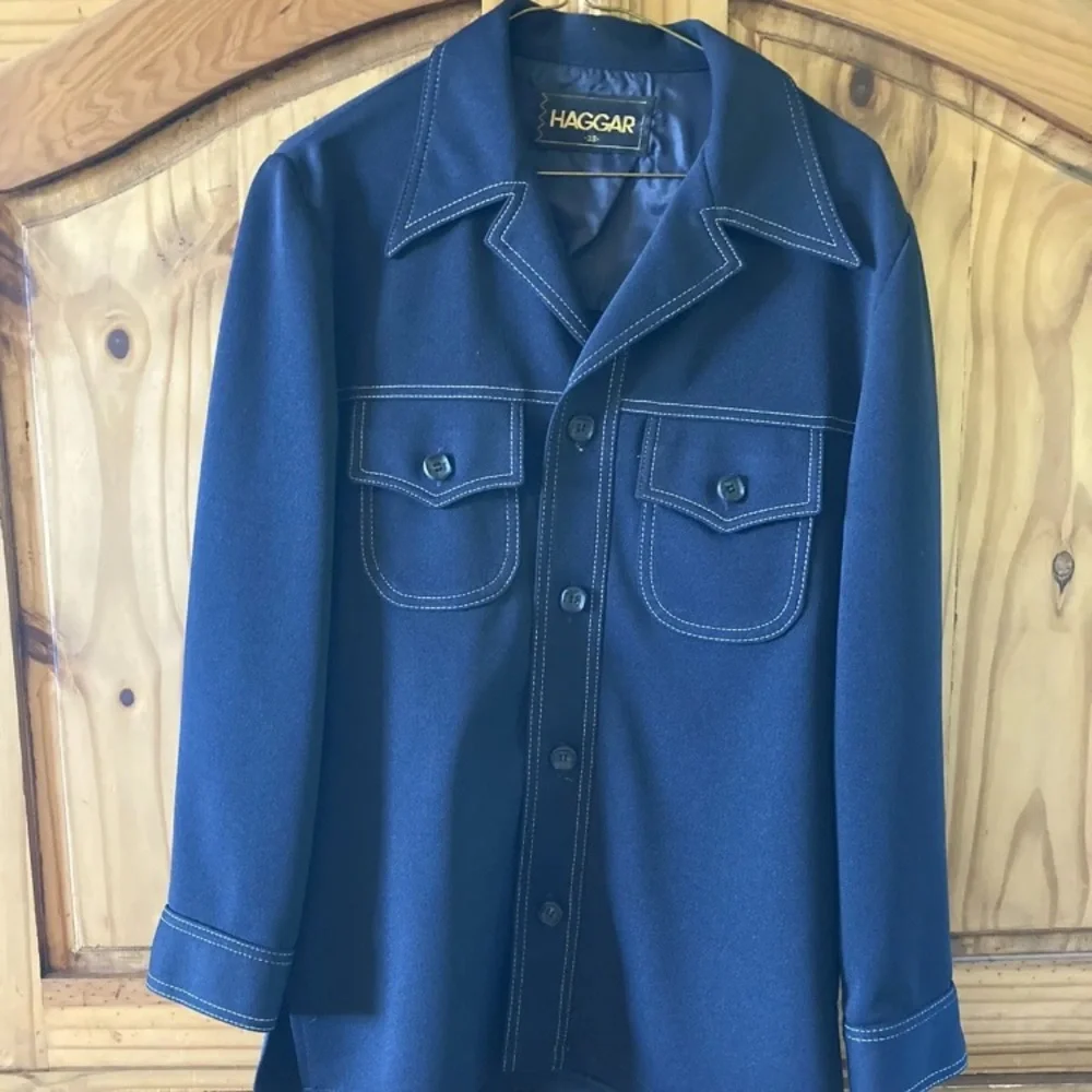 Haggar Navy Blue shirt with Contrast Stitching